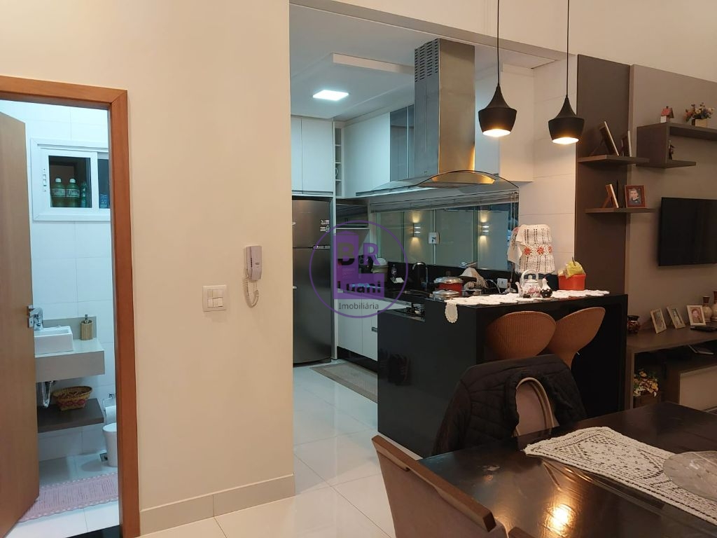Casa semi-mobiliada no parque tauá - condomínio araçari