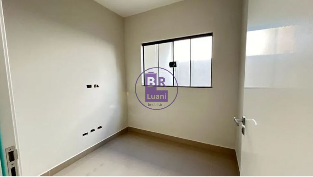 Casa nova a venda em cambé