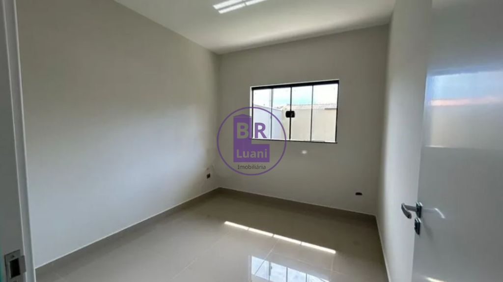 Casa nova a venda em cambé