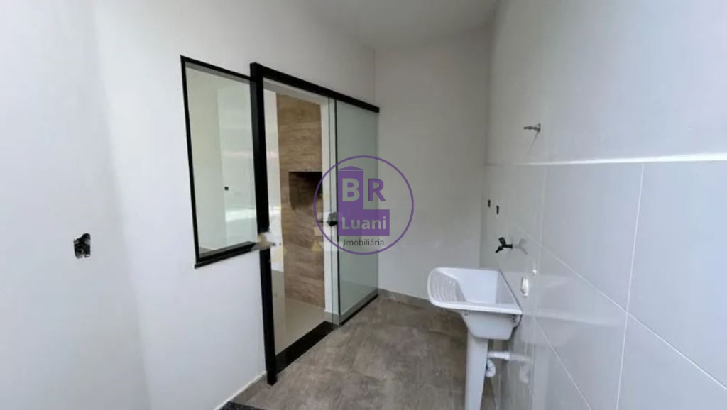 Casa nova a venda em cambé