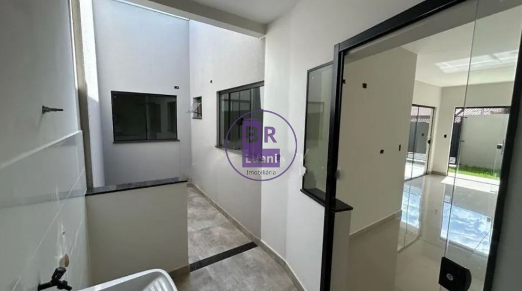 Casa nova a venda em cambé