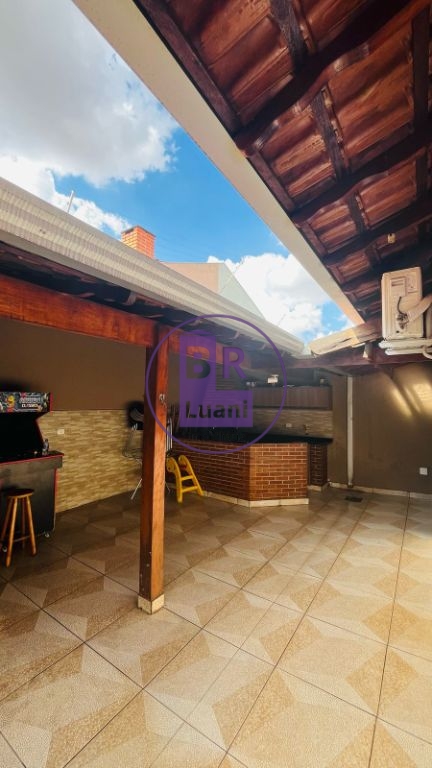 Linda casa para venda em um condominio mais desejado da regi