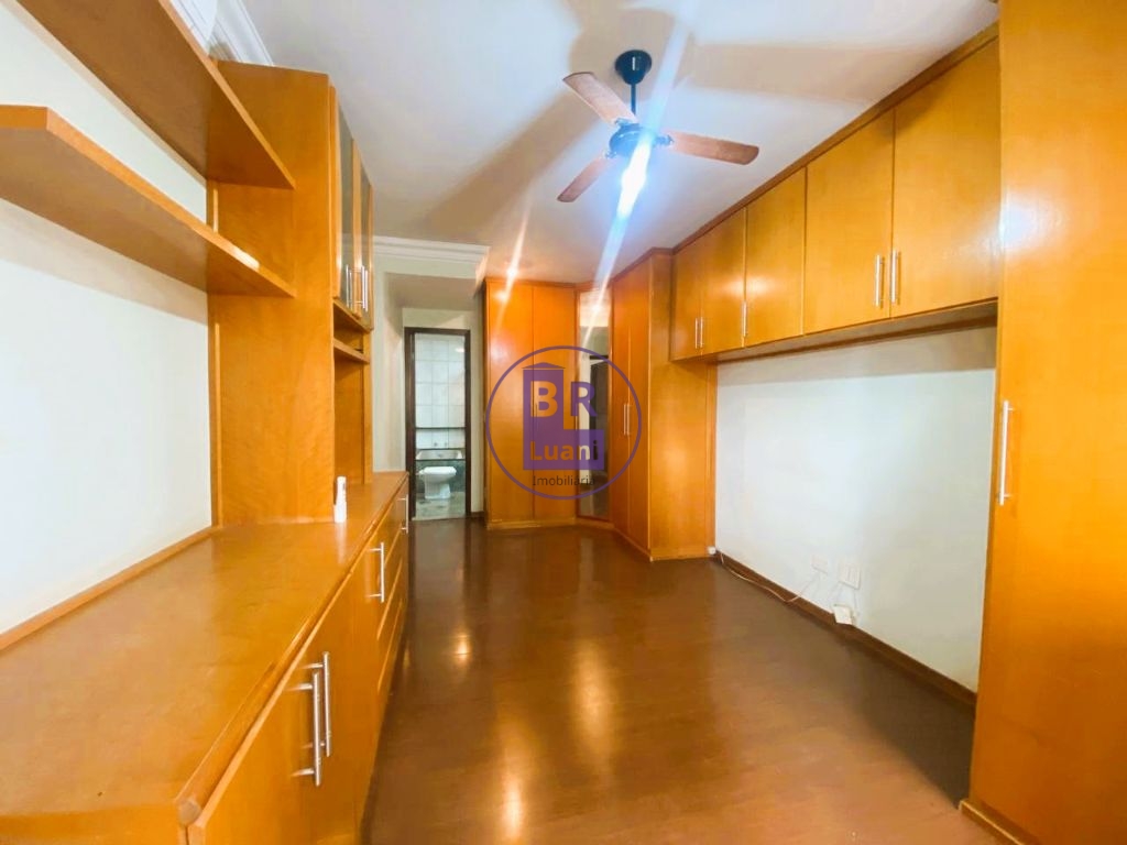 Duplex à venda com localização privilegiada