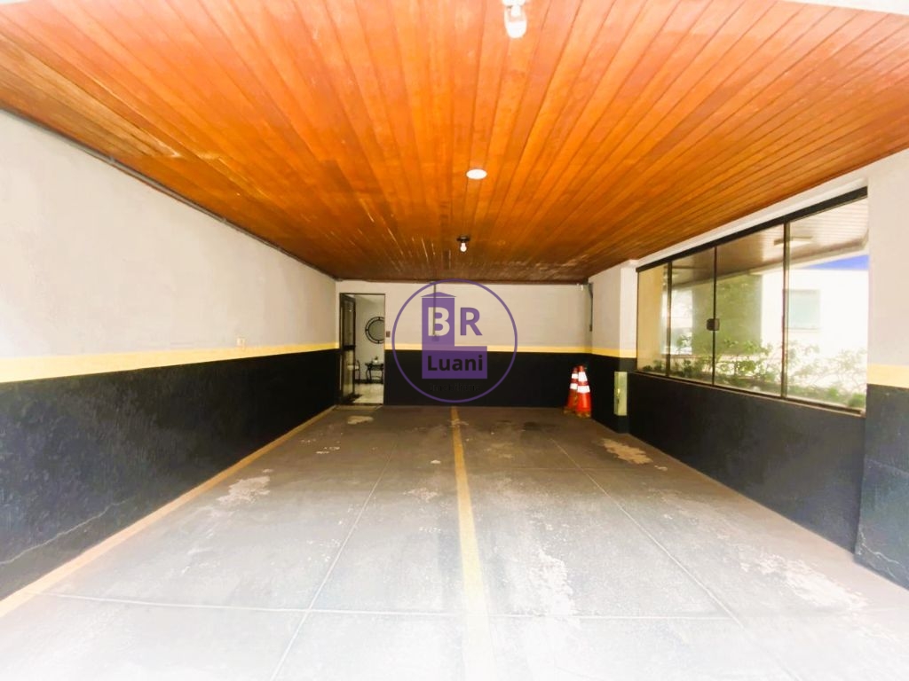 Duplex à venda com localização privilegiada