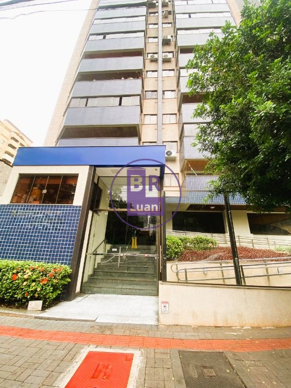 Duplex à venda com localização privilegiada
