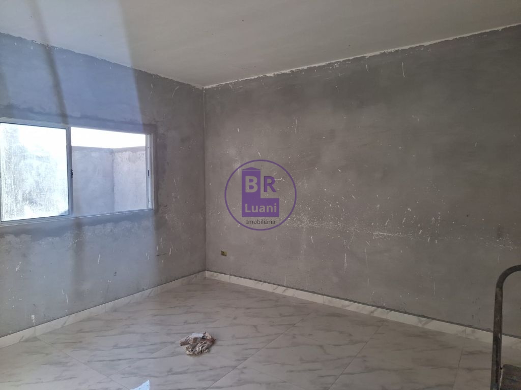 Casa em final de construção á venda
