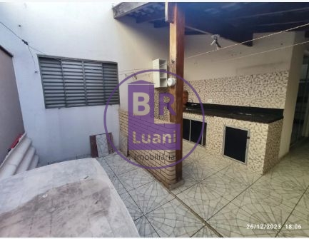 Casa aconchegante à venda em cambé