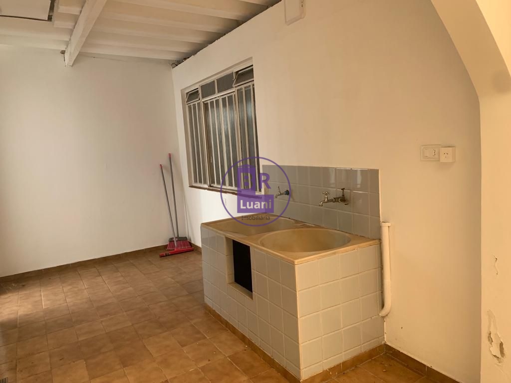 Linda casa sobrado para venda.