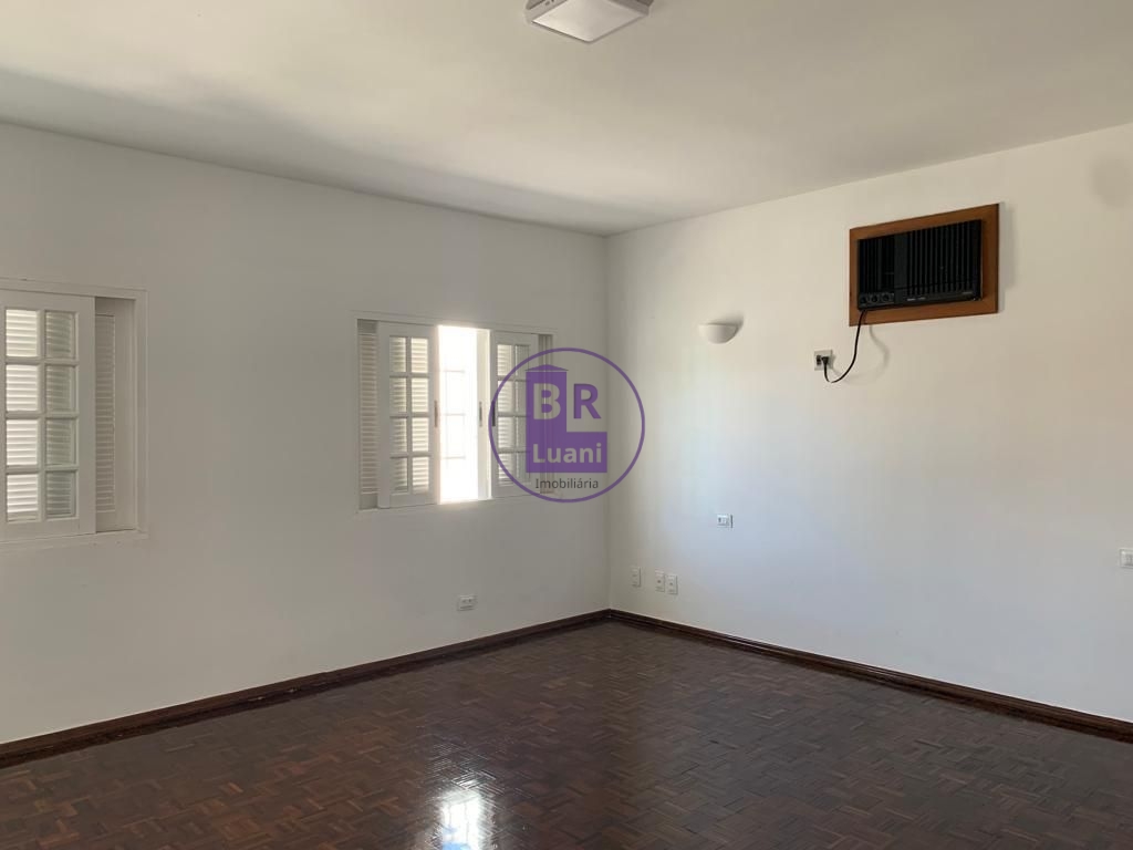 Linda casa Sobrado para Venda.