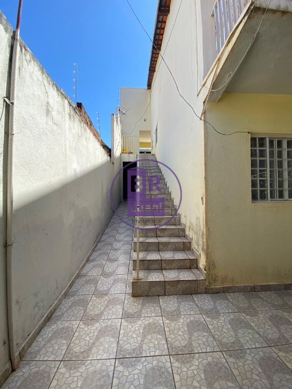 Casa á venda em Cambezinho