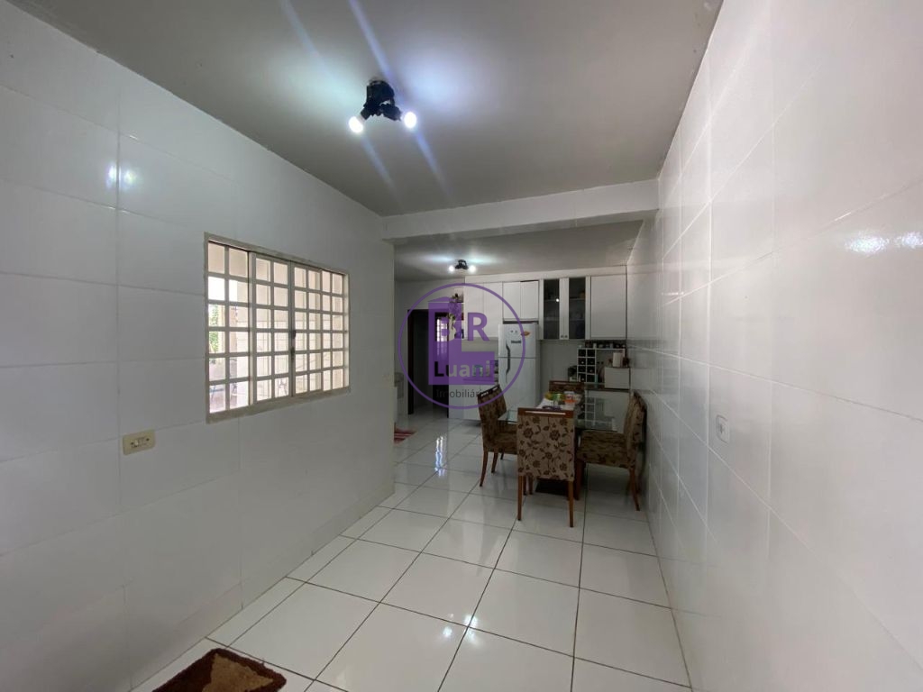 Casa á venda em cambezinho