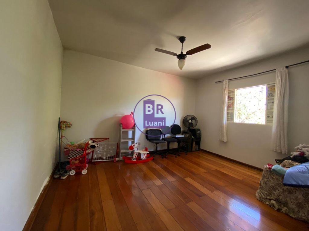 Casa á venda em Cambezinho