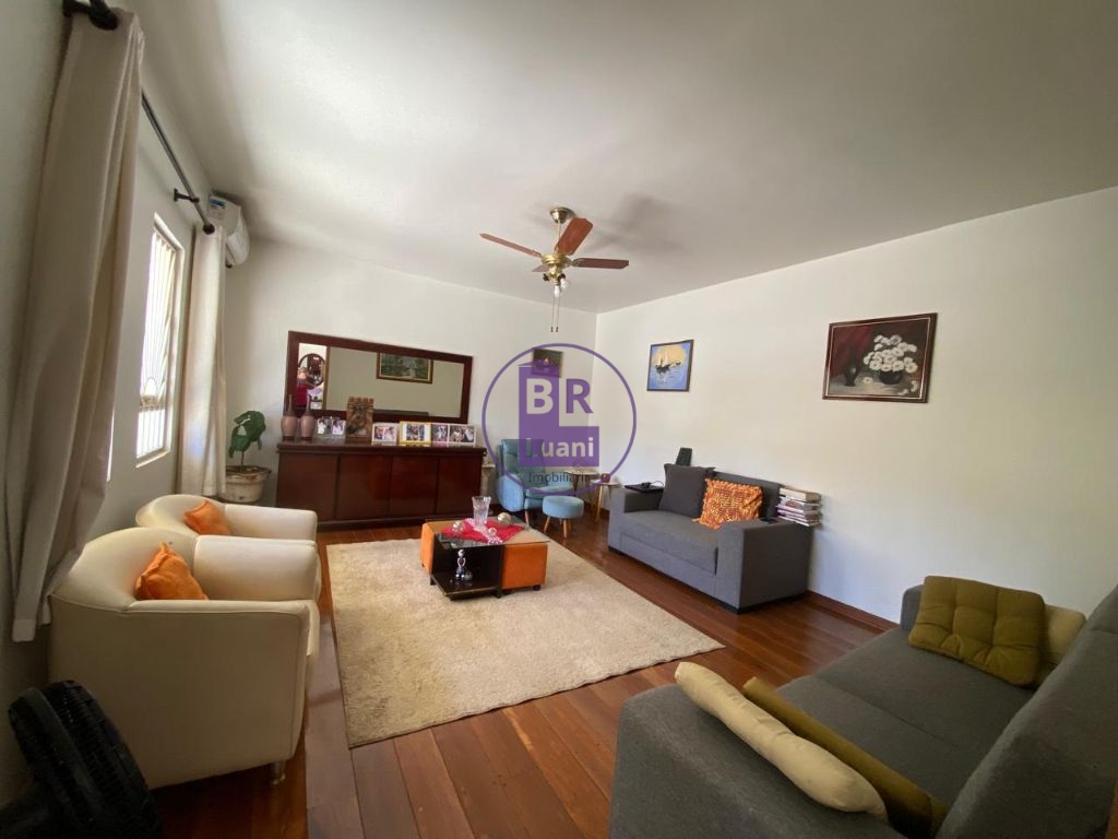 Casa á venda em cambezinho