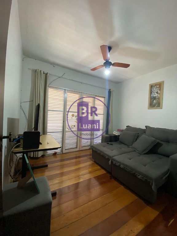Casa á venda em Cambezinho