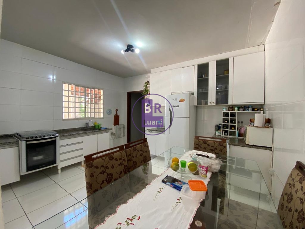 Casa á venda em cambezinho