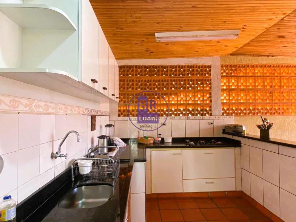 Casa terrea á venda localização privilegiada - foto 6