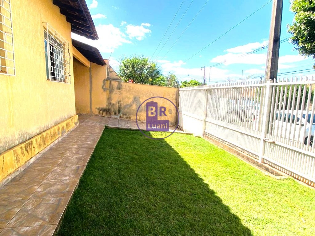 Casa terrea á venda localização privilegiada - foto 2