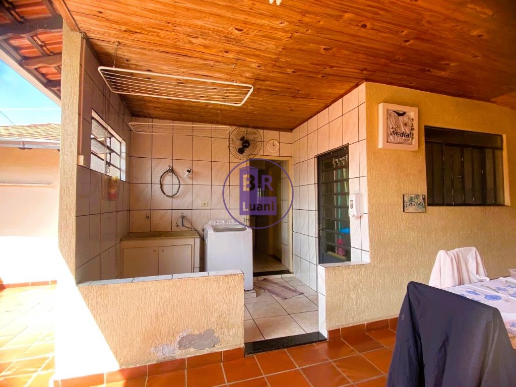 Casa terrea á venda localização privilegiada - foto 4