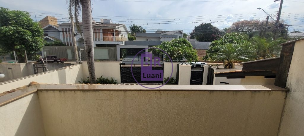 Sobrado de alto padrão no bairro Tucanos