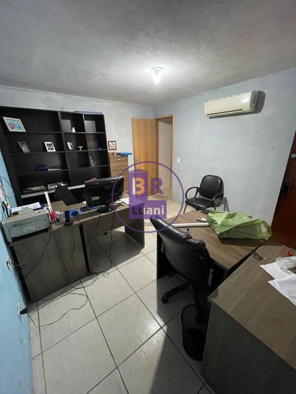 Casa de esquina à venda 2 entradas excelente localização