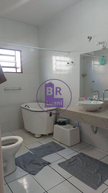 Chácara exclusiva à venda no condomínio amigos salto da mata
