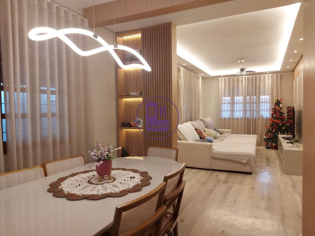 Casa a venda no jardim coliseu
