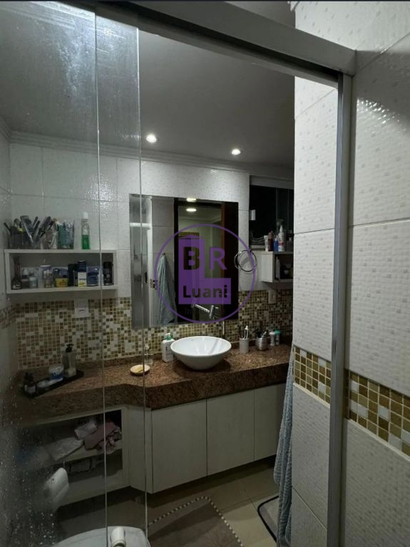Imóvel com 2 casas independentes à venda excelente para mora