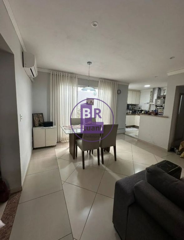Imóvel com 2 casas independentes à venda excelente para mora