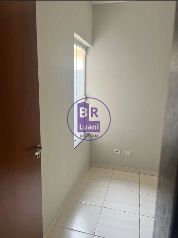 Linda casa geminada a venda abaixo do valor do mercado
