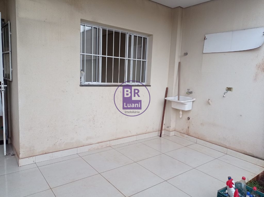 Casa à venda com 3 quartos em cambé-pr