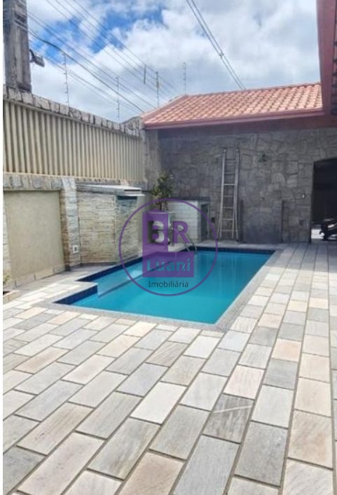 Casa para locação e venda com 4 dormitórios sendo 2 suítes -