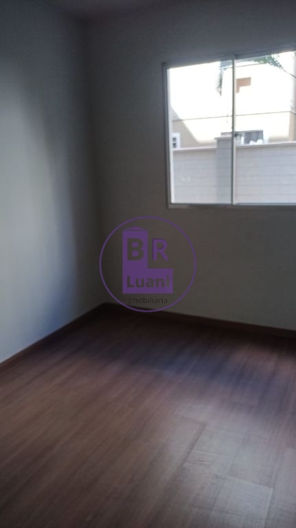 Apartamento térreo à venda no centro de cambé com 2 dormitór