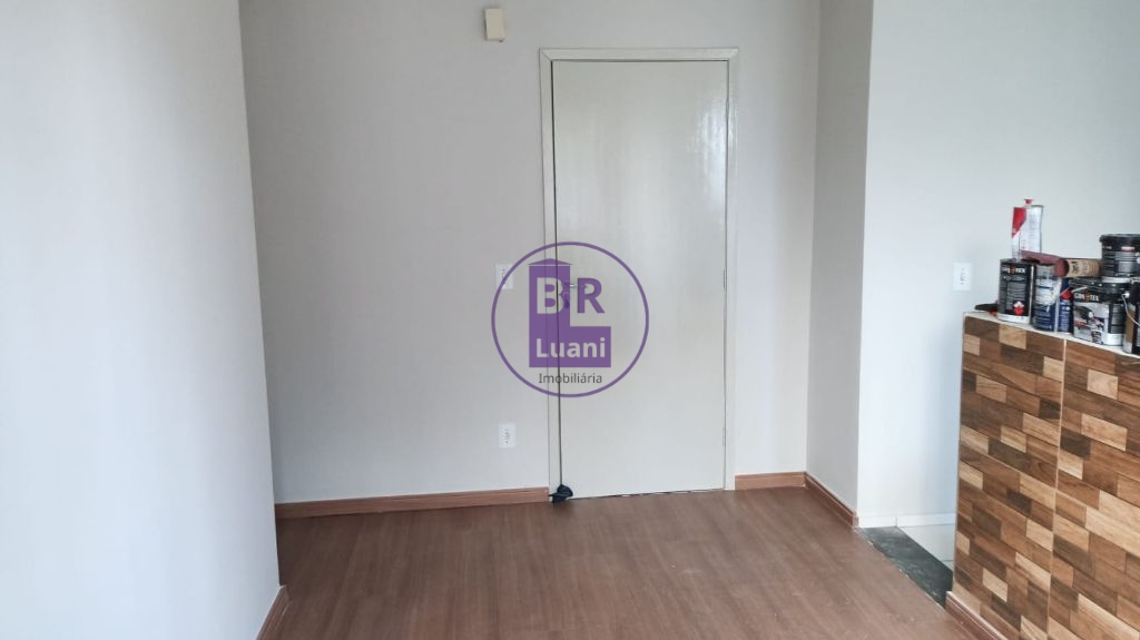Apartamento térreo à venda no centro de cambé com 2 dormitór