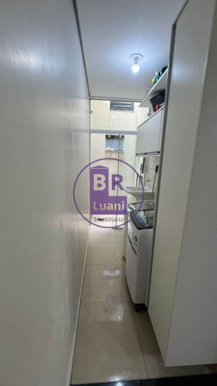 Casa à venda com 3 dormitórios no conjunto habitacional viol
