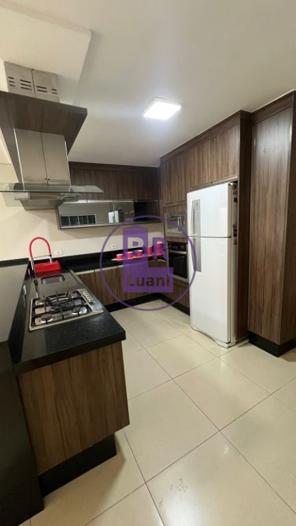 Casa à venda com 3 dormitórios no conjunto habitacional viol