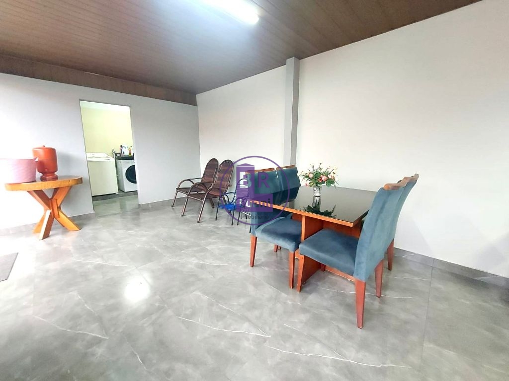 Excelente casa com 3 dormitórios e suíte à venda no jardim i