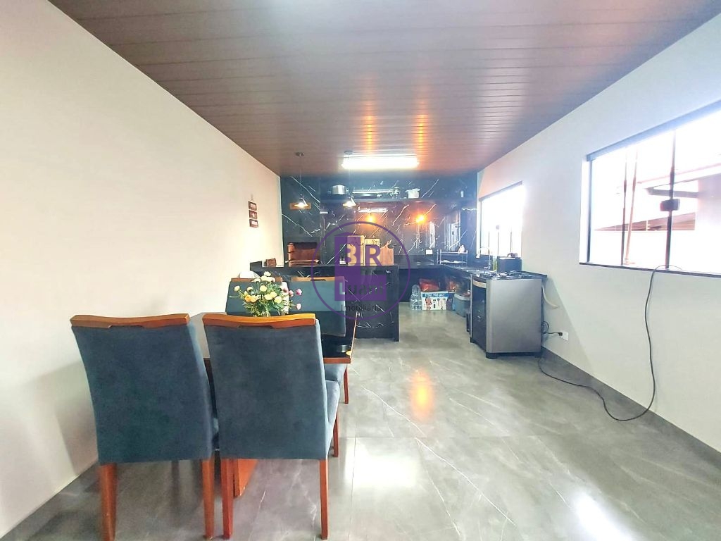 Excelente Casa com 3 Dormitórios e Suíte à Venda no Jardim Imagawa Londrina