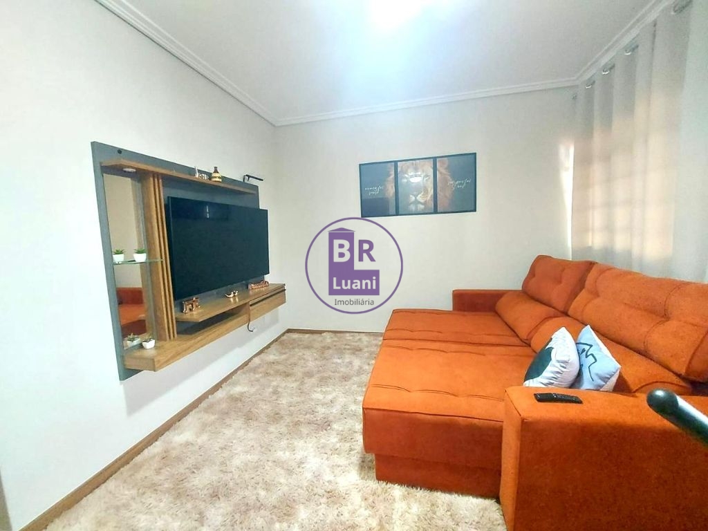 Excelente casa com 3 dormitórios e suíte à venda no jardim i