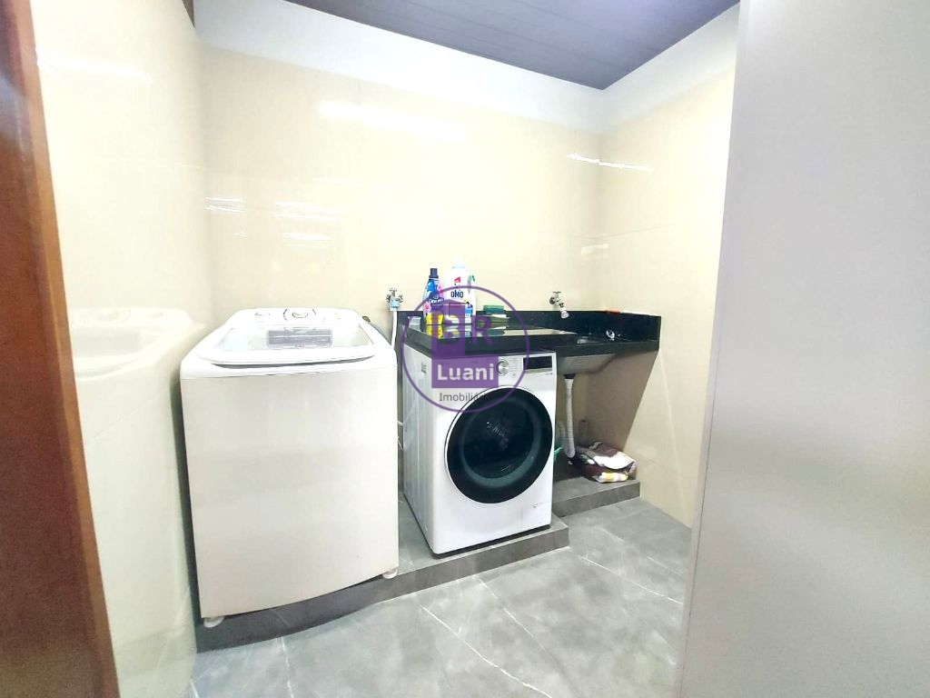 Excelente casa com 3 dormitórios e suíte à venda no jardim i