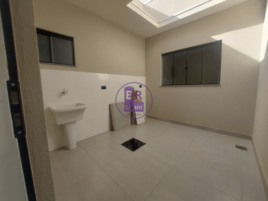 Casa NOVA com 3 quartos e suíte no Ernani, Zona Leste de Londrina