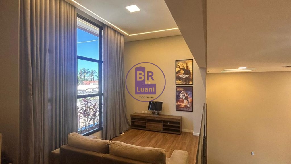 Casa alto padrão com 3 suites porteira fechada à venda