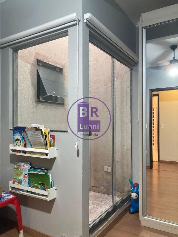 Excelente casa à venda com 3 dormitórios sendo 1 suite
