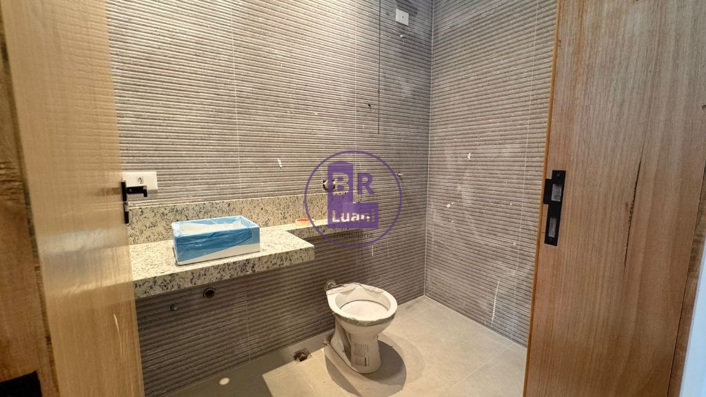 Vendo linda casa de 3 quartos, ótima localização no moradas 