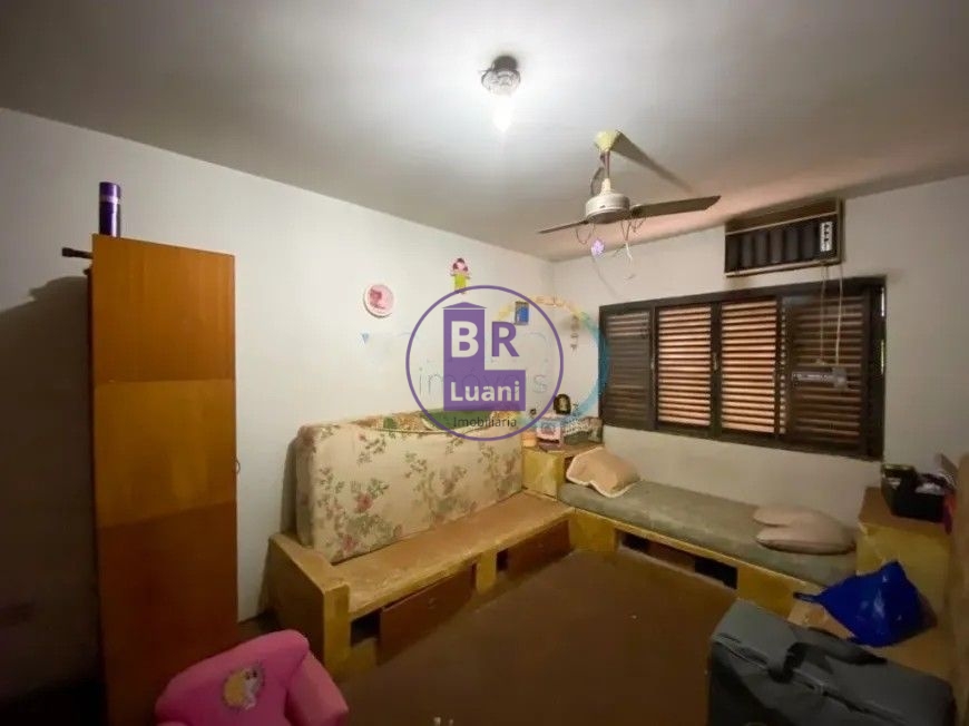 Imóvel com 408m² com 4 dormitórios em localização super valo