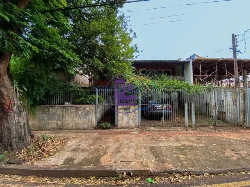 Imóvel com 408m² com 4 dormitórios em localização super valo