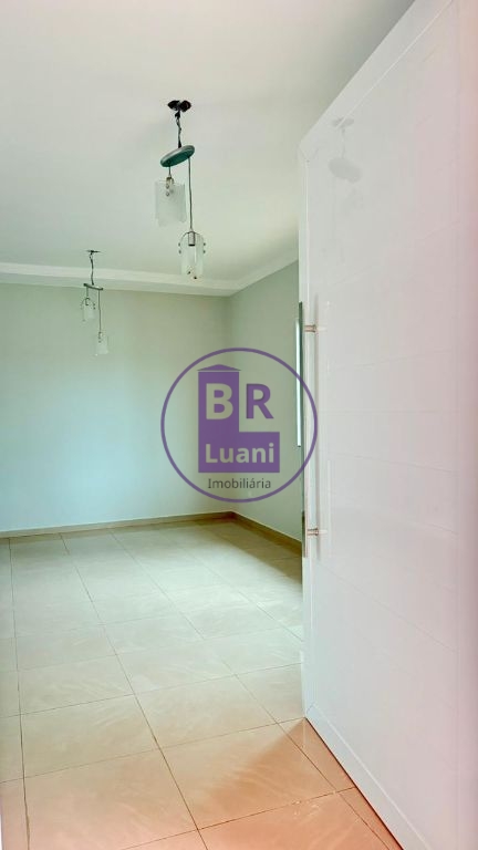 Casa alto padrão com 3 dormitórios /sendo 1 suíte máster com