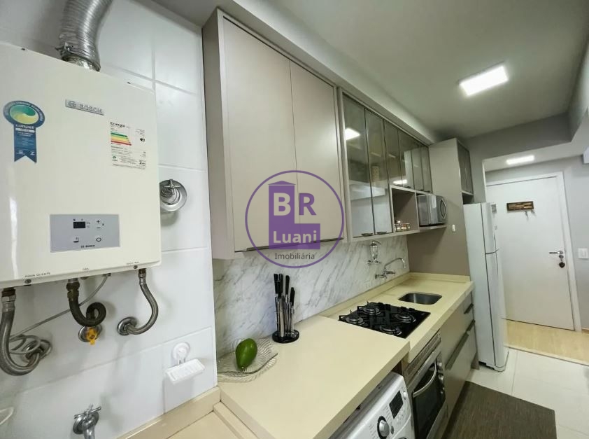 Lindo apartamento todo planejado com 3dormitorios sendo 1 su