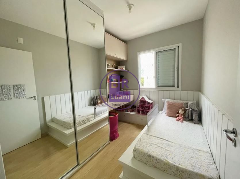 Lindo apartamento todo planejado com 3dormitorios sendo 1 su