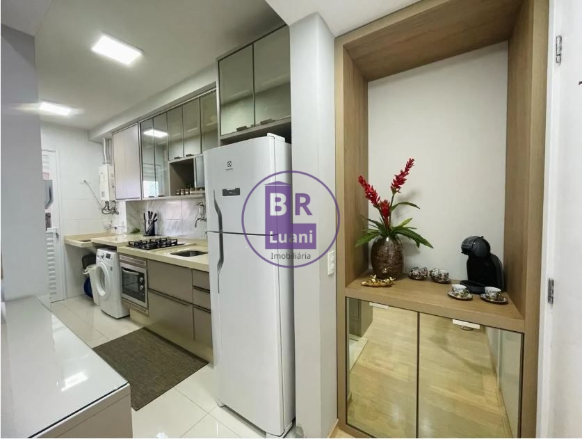 Lindo apartamento todo planejado com 3dormitorios sendo 1 su