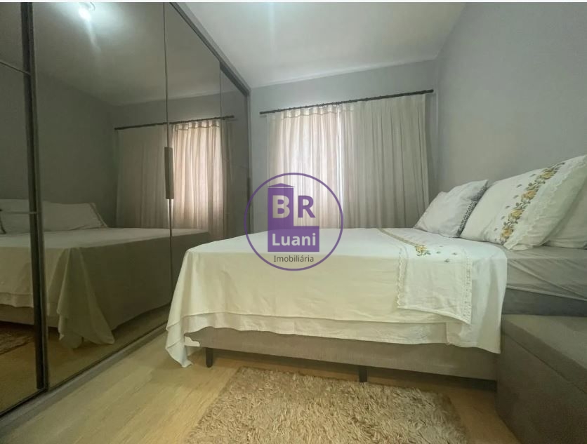 Lindo apartamento todo planejado com 3dormitorios sendo 1 su